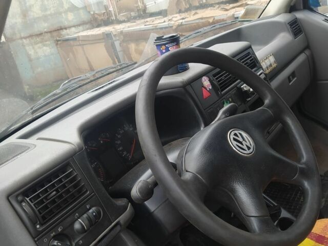 Серый Фольксваген Transporter, объемом двигателя 0 л и пробегом 320 тыс. км за 6500 $, фото 3 на Automoto.ua