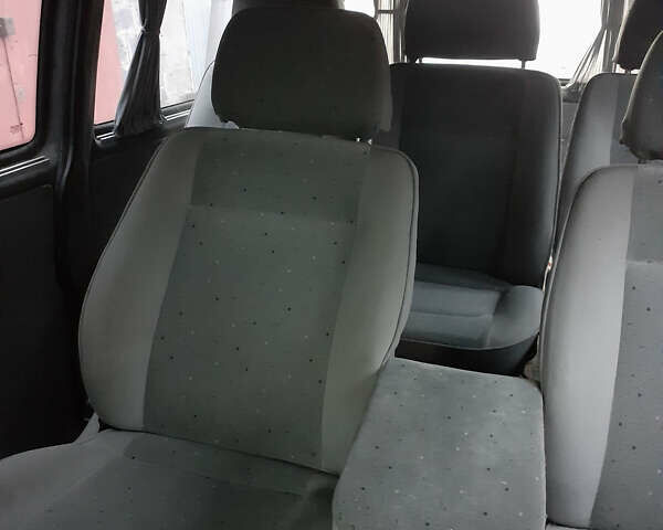 Сірий Фольксваген Transporter, об'ємом двигуна 1.98 л та пробігом 217 тис. км за 7000 $, фото 3 на Automoto.ua