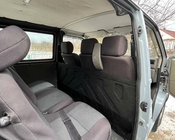 Серый Фольксваген Transporter, объемом двигателя 2.5 л и пробегом 407 тыс. км за 6200 $, фото 6 на Automoto.ua