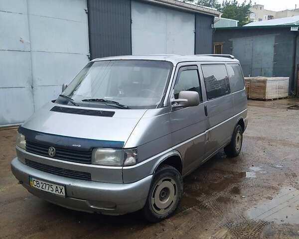 Серый Фольксваген Transporter, объемом двигателя 1.9 л и пробегом 320 тыс. км за 6500 $, фото 4 на Automoto.ua