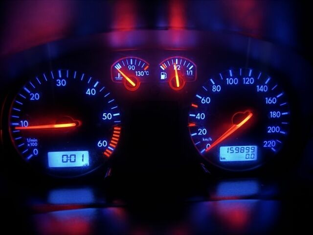 Сірий Фольксваген Transporter, об'ємом двигуна 2.5 л та пробігом 159 тис. км за 10900 $, фото 7 на Automoto.ua