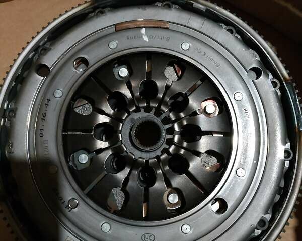 Серый Фольксваген Transporter, объемом двигателя 2.46 л и пробегом 370 тыс. км за 10000 $, фото 17 на Automoto.ua