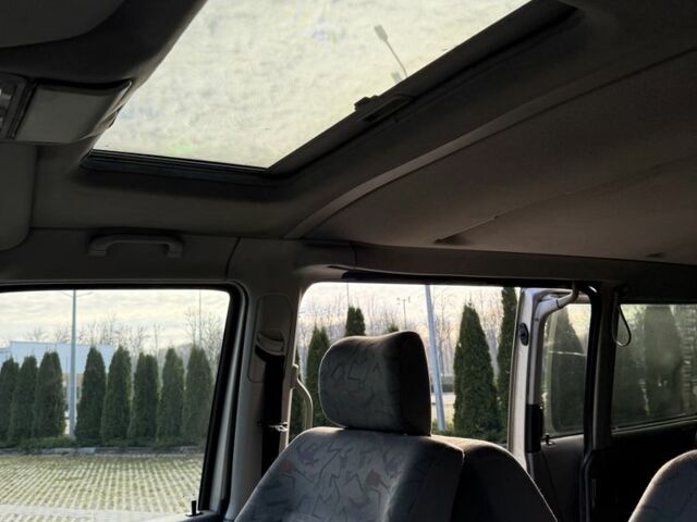 Сірий Фольксваген Transporter, об'ємом двигуна 2.5 л та пробігом 373 тис. км за 9999 $, фото 14 на Automoto.ua