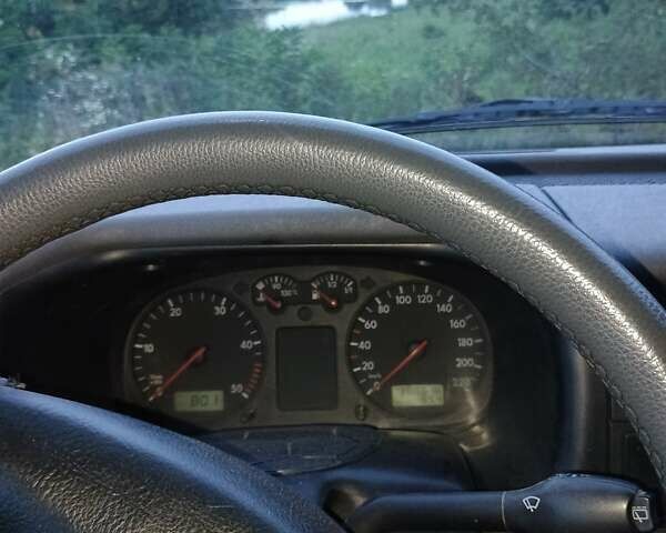 Серый Фольксваген Transporter, объемом двигателя 2.5 л и пробегом 392 тыс. км за 6650 $, фото 12 на Automoto.ua