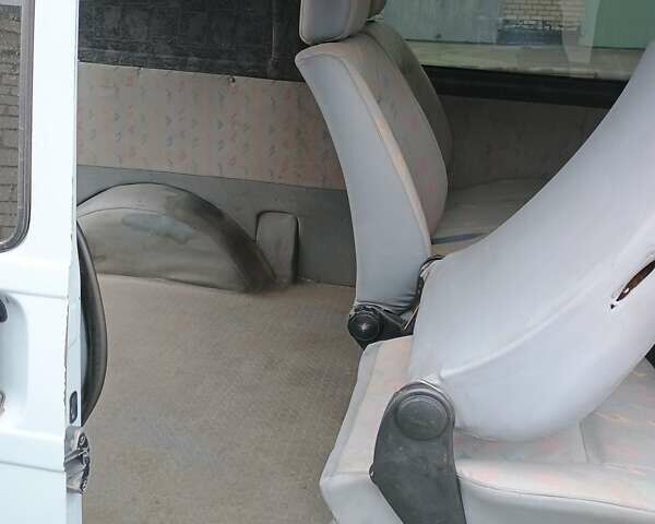 Серый Фольксваген Transporter, объемом двигателя 2.5 л и пробегом 392 тыс. км за 6650 $, фото 37 на Automoto.ua