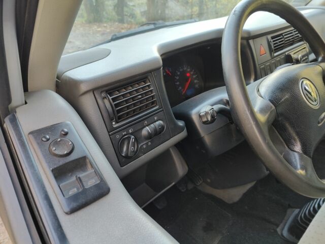 Сірий Фольксваген Transporter, об'ємом двигуна 0 л та пробігом 500 тис. км за 3203 $, фото 19 на Automoto.ua