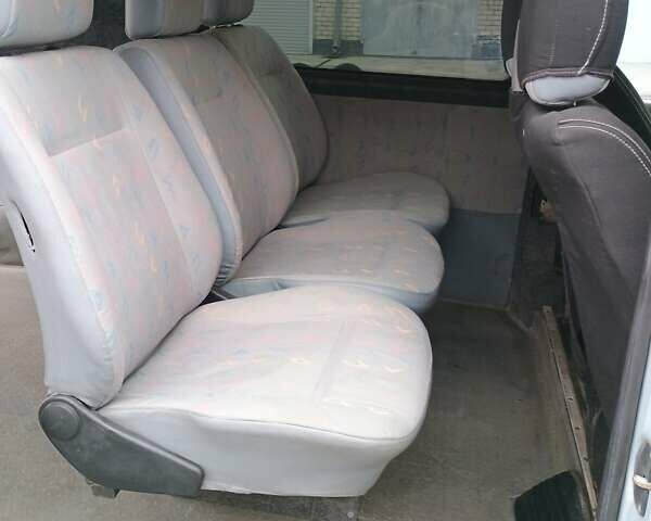 Серый Фольксваген Transporter, объемом двигателя 2.5 л и пробегом 392 тыс. км за 6650 $, фото 27 на Automoto.ua