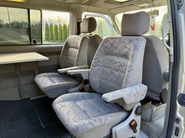 Сірий Фольксваген Transporter, об'ємом двигуна 2.5 л та пробігом 373 тис. км за 9999 $, фото 20 на Automoto.ua