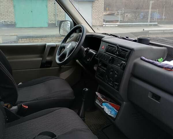 Серый Фольксваген Transporter, объемом двигателя 2.5 л и пробегом 392 тыс. км за 6650 $, фото 29 на Automoto.ua