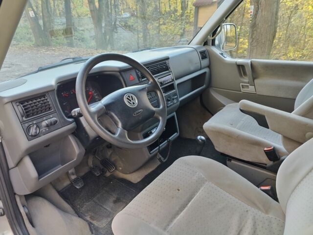 Сірий Фольксваген Transporter, об'ємом двигуна 0 л та пробігом 500 тис. км за 3203 $, фото 8 на Automoto.ua