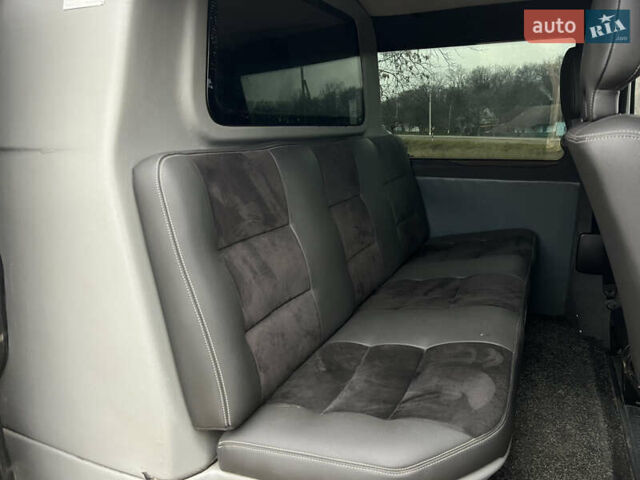 Серый Фольксваген Transporter, объемом двигателя 2.5 л и пробегом 470 тыс. км за 7300 $, фото 19 на Automoto.ua