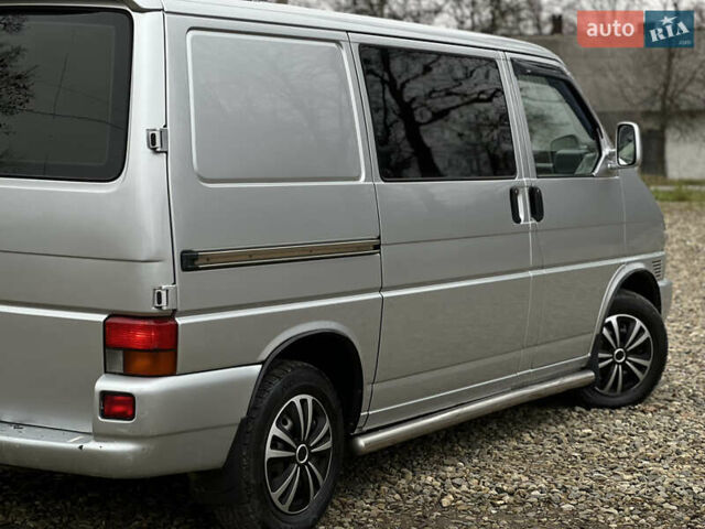 Серый Фольксваген Transporter, объемом двигателя 2.5 л и пробегом 470 тыс. км за 7300 $, фото 10 на Automoto.ua