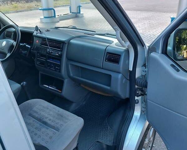 Серый Фольксваген Transporter, объемом двигателя 0 л и пробегом 475 тыс. км за 8200 $, фото 14 на Automoto.ua