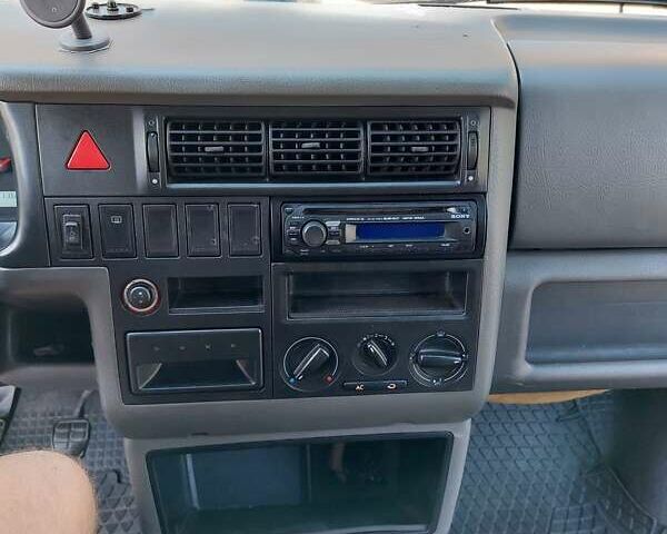 Серый Фольксваген Transporter, объемом двигателя 0 л и пробегом 475 тыс. км за 8200 $, фото 13 на Automoto.ua