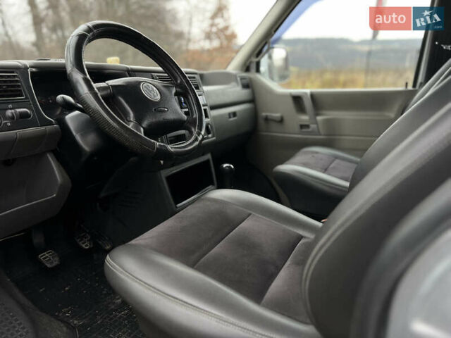 Серый Фольксваген Transporter, объемом двигателя 2.5 л и пробегом 470 тыс. км за 7300 $, фото 24 на Automoto.ua