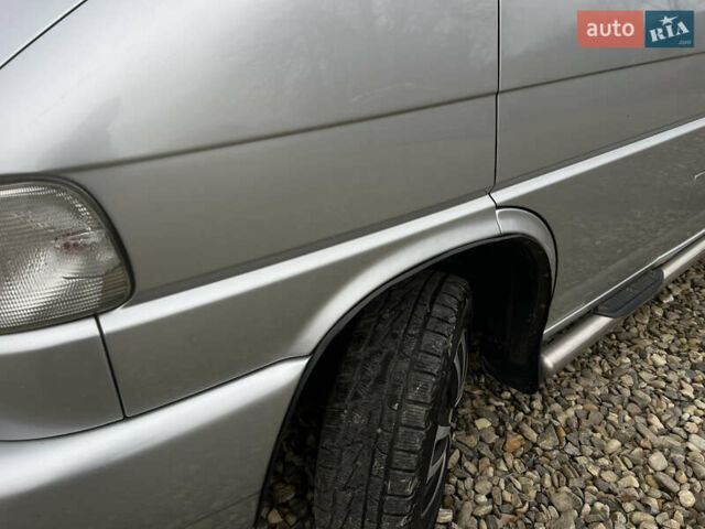 Серый Фольксваген Transporter, объемом двигателя 2.5 л и пробегом 470 тыс. км за 7300 $, фото 17 на Automoto.ua