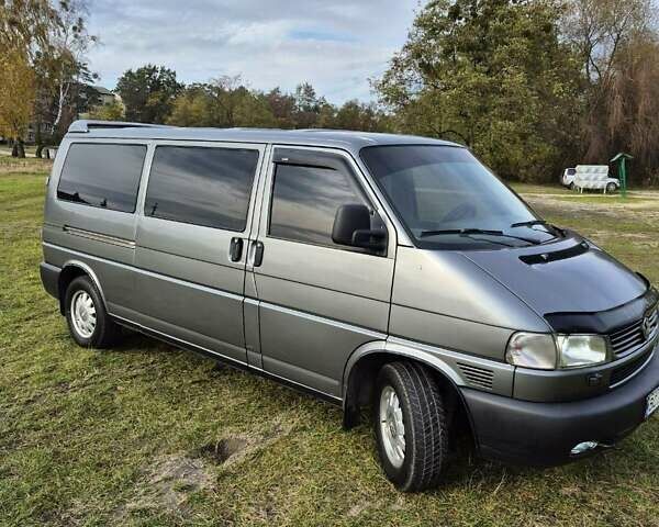 Серый Фольксваген Transporter, объемом двигателя 2.46 л и пробегом 401 тыс. км за 8900 $, фото 7 на Automoto.ua