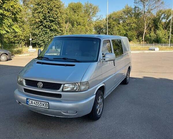 Серый Фольксваген Transporter, объемом двигателя 0 л и пробегом 475 тыс. км за 8200 $, фото 1 на Automoto.ua