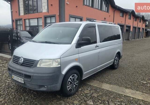 Сірий Фольксваген Transporter, об'ємом двигуна 2.46 л та пробігом 370 тис. км за 6200 $, фото 2 на Automoto.ua