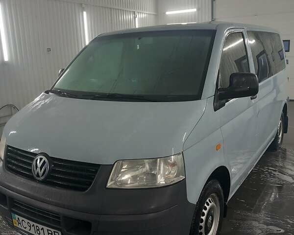 Серый Фольксваген Transporter, объемом двигателя 2.5 л и пробегом 428 тыс. км за 9000 $, фото 5 на Automoto.ua