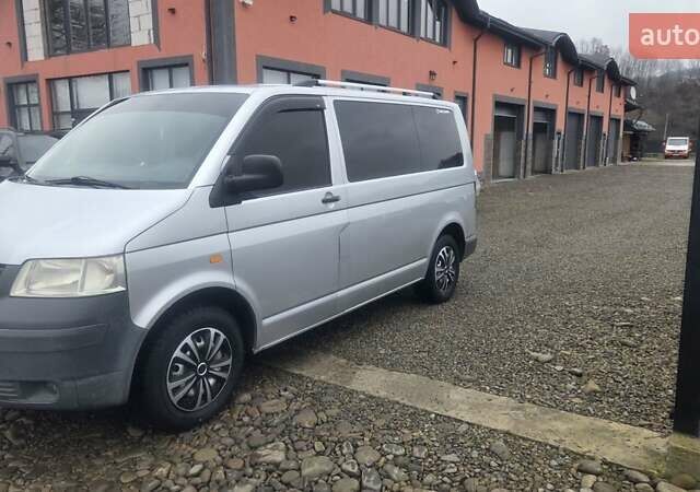 Сірий Фольксваген Transporter, об'ємом двигуна 2.46 л та пробігом 370 тис. км за 6200 $, фото 1 на Automoto.ua