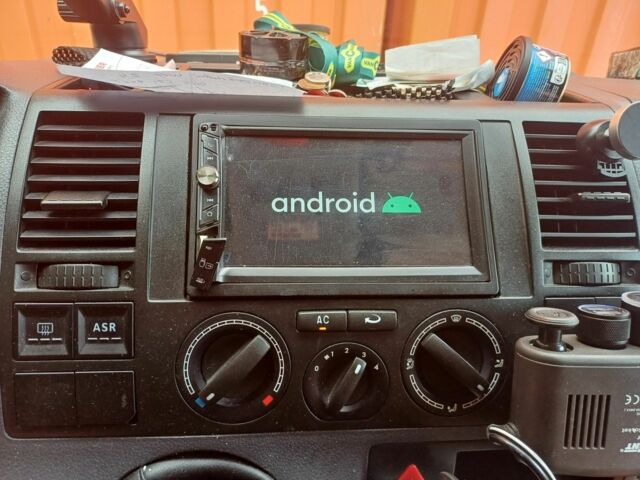 Серый Фольксваген Transporter, объемом двигателя 2.5 л и пробегом 322 тыс. км за 7500 $, фото 5 на Automoto.ua