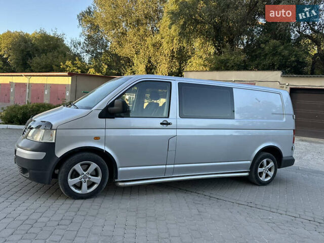 Серый Фольксваген Transporter, объемом двигателя 2.5 л и пробегом 218 тыс. км за 8600 $, фото 3 на Automoto.ua