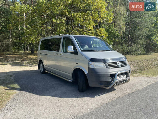 Серый Фольксваген Transporter, объемом двигателя 2.5 л и пробегом 262 тыс. км за 8300 $, фото 3 на Automoto.ua