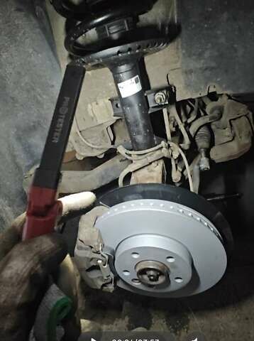 Сірий Фольксваген Transporter, об'ємом двигуна 1.9 л та пробігом 374 тис. км за 10500 $, фото 17 на Automoto.ua