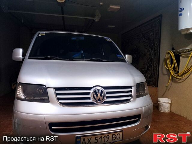 Сірий Фольксваген Transporter, об'ємом двигуна 2.5 л та пробігом 405 тис. км за 9999 $, фото 2 на Automoto.ua