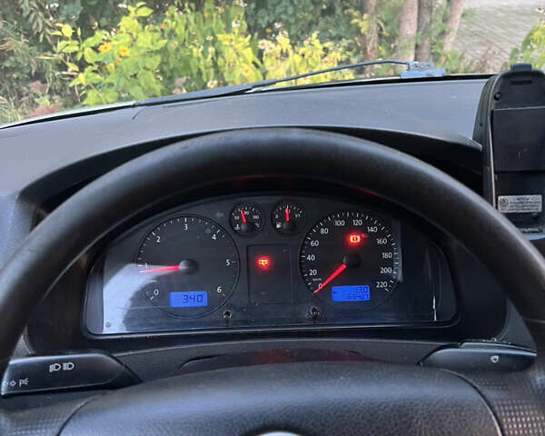 Сірий Фольксваген Transporter, об'ємом двигуна 1.9 л та пробігом 169 тис. км за 9000 $, фото 27 на Automoto.ua
