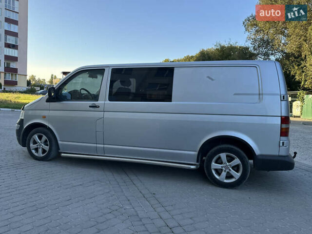 Серый Фольксваген Transporter, объемом двигателя 2.5 л и пробегом 218 тыс. км за 8600 $, фото 12 на Automoto.ua