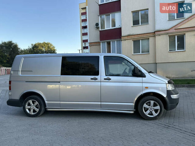 Серый Фольксваген Transporter, объемом двигателя 2.5 л и пробегом 218 тыс. км за 8600 $, фото 28 на Automoto.ua