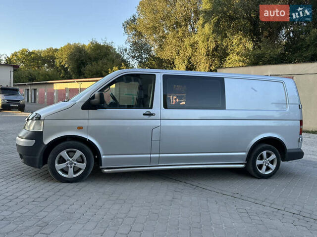 Серый Фольксваген Transporter, объемом двигателя 2.5 л и пробегом 218 тыс. км за 8600 $, фото 7 на Automoto.ua