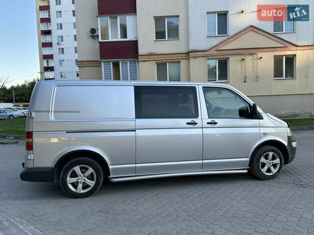 Серый Фольксваген Transporter, объемом двигателя 2.5 л и пробегом 218 тыс. км за 8600 $, фото 22 на Automoto.ua