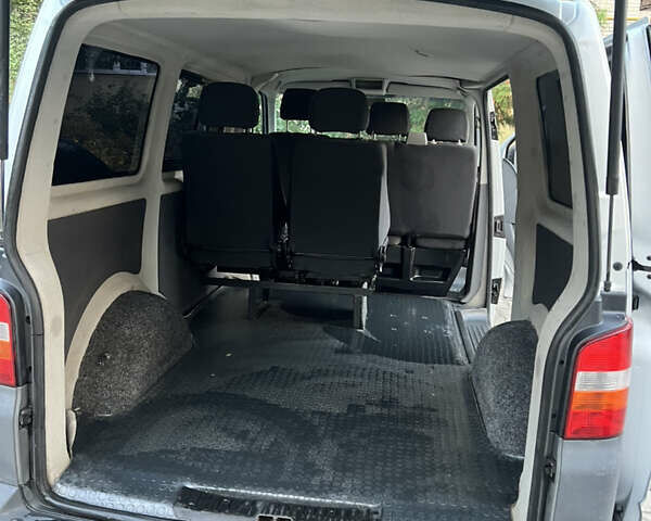 Сірий Фольксваген Transporter, об'ємом двигуна 1.9 л та пробігом 169 тис. км за 9000 $, фото 10 на Automoto.ua