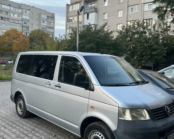 Сірий Фольксваген Transporter, об'ємом двигуна 1.9 л та пробігом 169 тис. км за 9000 $, фото 1 на Automoto.ua