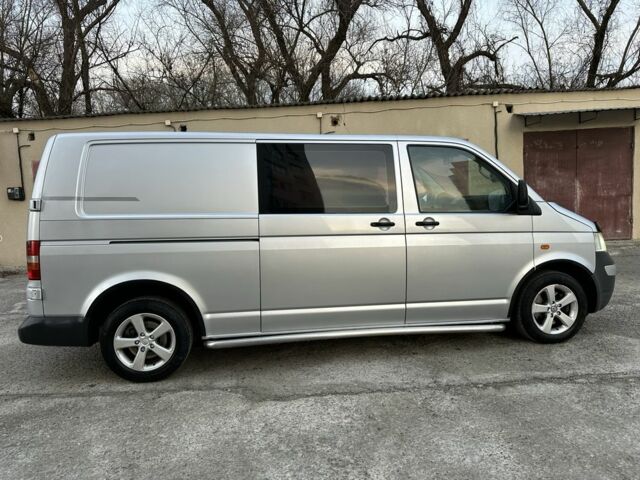 Серый Фольксваген Transporter, объемом двигателя 2.5 л и пробегом 212 тыс. км за 8200 $, фото 14 на Automoto.ua