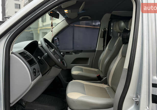 Сірий Фольксваген Transporter, об'ємом двигуна 1.9 л та пробігом 378 тис. км за 8650 $, фото 21 на Automoto.ua