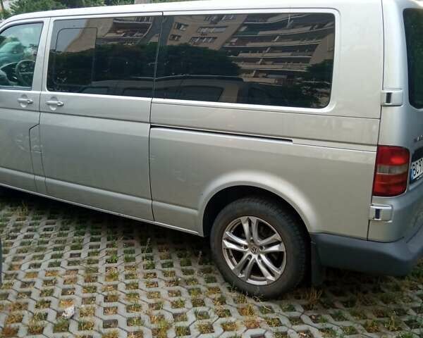 Серый Фольксваген Transporter, объемом двигателя 2.5 л и пробегом 480 тыс. км за 8600 $, фото 8 на Automoto.ua
