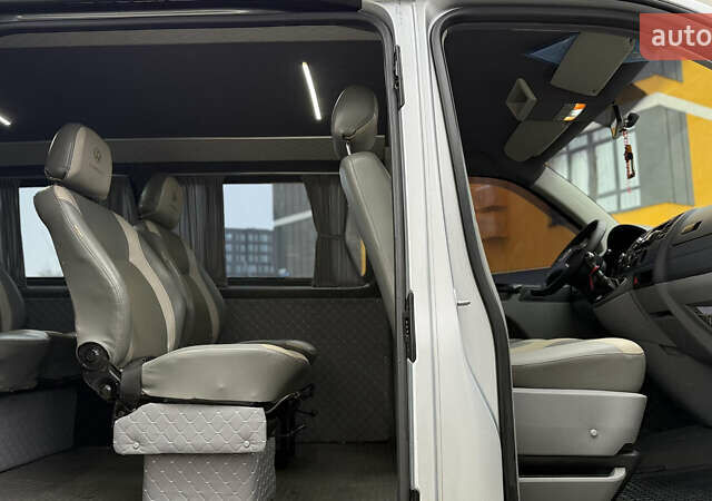 Сірий Фольксваген Transporter, об'ємом двигуна 1.9 л та пробігом 378 тис. км за 8650 $, фото 32 на Automoto.ua