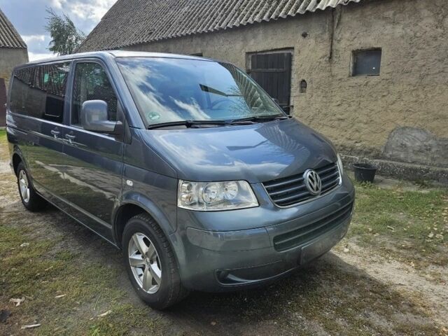 Серый Фольксваген Transporter, объемом двигателя 0 л и пробегом 219 тыс. км за 3543 $, фото 2 на Automoto.ua