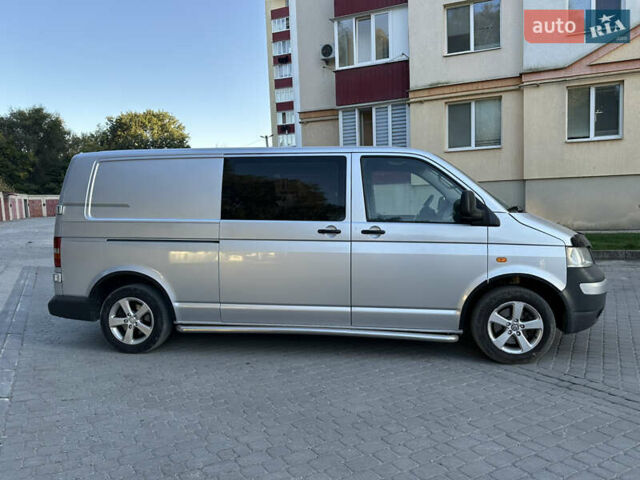 Серый Фольксваген Transporter, объемом двигателя 2.5 л и пробегом 218 тыс. км за 8600 $, фото 24 на Automoto.ua