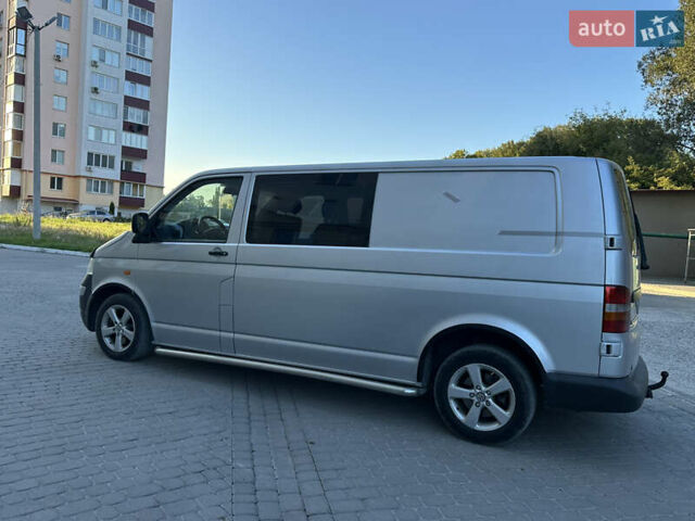 Серый Фольксваген Transporter, объемом двигателя 2.5 л и пробегом 218 тыс. км за 8600 $, фото 13 на Automoto.ua