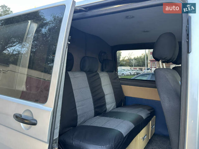 Серый Фольксваген Transporter, объемом двигателя 2.5 л и пробегом 218 тыс. км за 8600 $, фото 35 на Automoto.ua