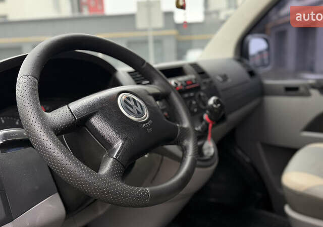 Сірий Фольксваген Transporter, об'ємом двигуна 1.9 л та пробігом 378 тис. км за 8650 $, фото 23 на Automoto.ua