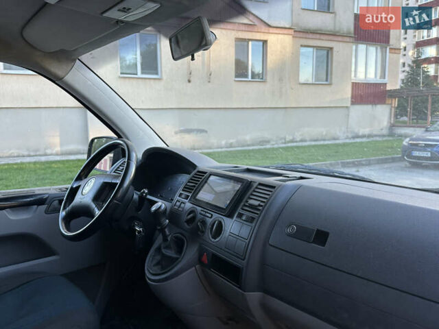 Серый Фольксваген Transporter, объемом двигателя 2.5 л и пробегом 218 тыс. км за 8600 $, фото 32 на Automoto.ua