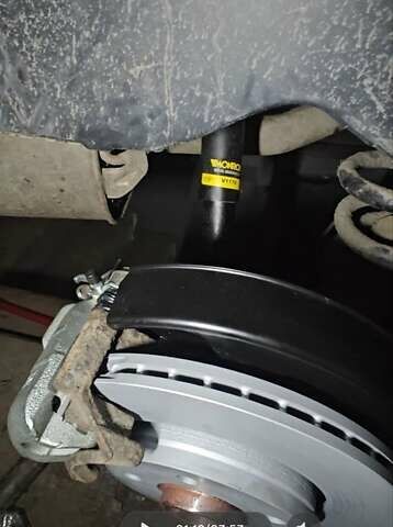 Сірий Фольксваген Transporter, об'ємом двигуна 1.9 л та пробігом 374 тис. км за 10500 $, фото 19 на Automoto.ua