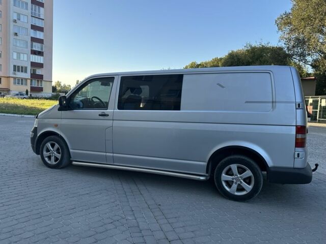 Серый Фольксваген Transporter, объемом двигателя 2.5 л и пробегом 215 тыс. км за 8700 $, фото 8 на Automoto.ua
