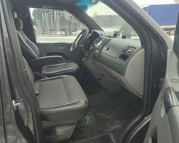Сірий Фольксваген Transporter, об'ємом двигуна 2.5 л та пробігом 640 тис. км за 8200 $, фото 16 на Automoto.ua